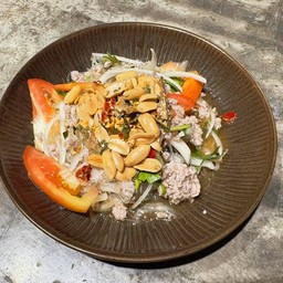 [อร่อยซ่ากับโค้ก] ยำวุ้นเส้นหมูสับโบราณ +  โค้ก ออริจินัล (กระป๋อง) 