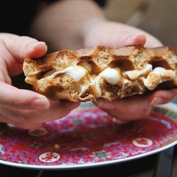 วาฟเฟิลมาร์ชแมลโลว์เลมอนเคิร์ด