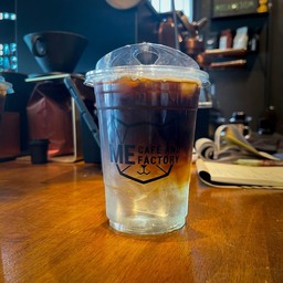 อเมริกาโน่ โทนิค