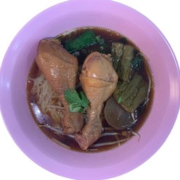 ก๋วยเตี๋ยวไก่ตุ๋นมะระ น่องอย่างเดียว2ชิ้น