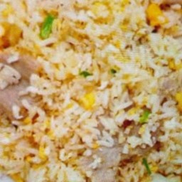 ข้าวผัดหมูชิ้น