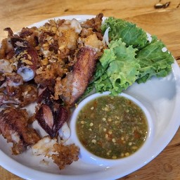 หมึกไข่แดดเดียวทอด