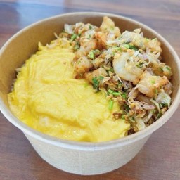 D. ข้าวกล้องไข่ข้นหน้ากุ้งซอสกระเทียม