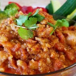 Nam Prik Ong With Fresh Vegetables