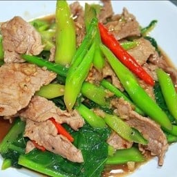 ผัดคะน้า