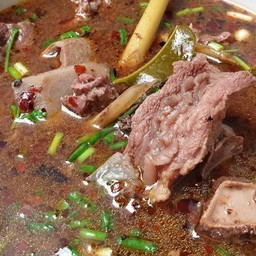 ต้มแซ่บเครื่องในเนื้อ