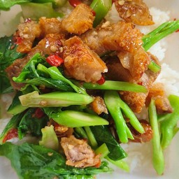 คะน้าหมูการอบ