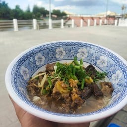 เกาเหลาไก่ปนข้อไก่
