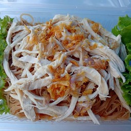 เตี๋ยวคลุก-ไก่ฉีก