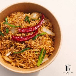 มาม่าผัดพริกหม่าล่า