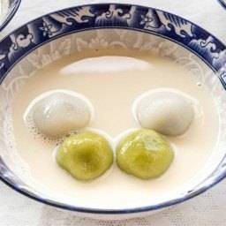 น้ำเต้าหู้ บัวลอย