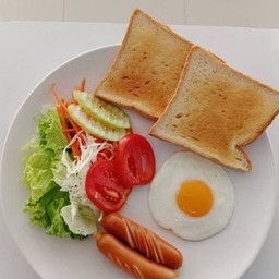 1.Toast + fried egg + sausage
