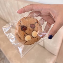 Cookie whitechoc cranberry