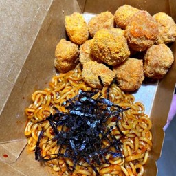 SAMYANG เผ็ดเกาหลี + ไก่ป็อป 14 ชิ้น