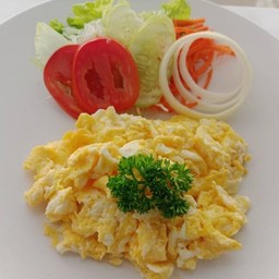 7.Cheese Scrambled Eggs