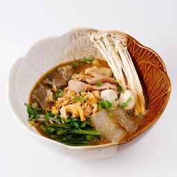 ก๋วยเตี๋ยวหมูบูรพาฯยกพล