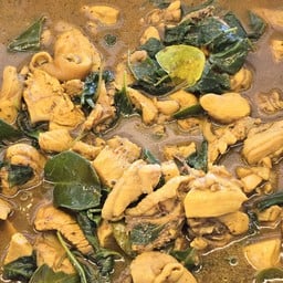 คั่วไก่ ใบยี่หร่า