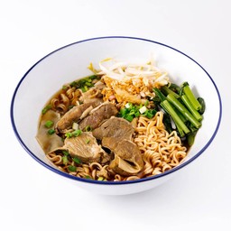 ก๋วยเตี๋ยว หมูตุ๋น