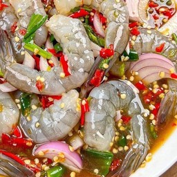 Som Tum With Fresh Shrimp