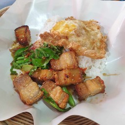 ข้าวผัดคะน้า