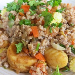 เต้าหู้ทรงเครื่อง