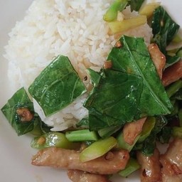 ข้าวผัดคะน้า
