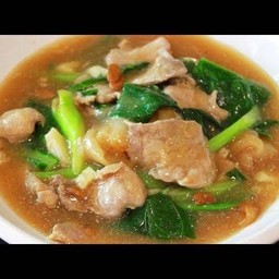 ราดหน้าหมู