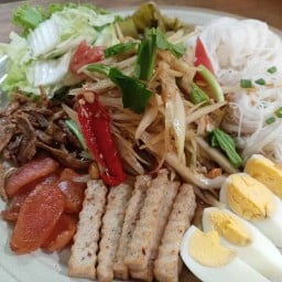 Happy Eat By Tor (อาหารตามสั่ง ส้มตำ สเต็ก ) ศิลปากร