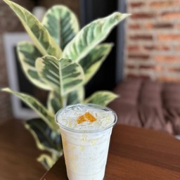 Honey Fresh Milk | นมสดน้ำผึ้ง
