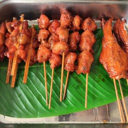 ไก่ปิ้งโบราณ(ไม้เล็ก)4ไม้+ข้าวเหนียว