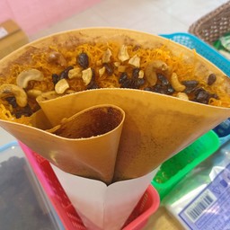 นูเทลล่า+ เม็ดมะม่วง +ฝอยทอง+ลูกเกด