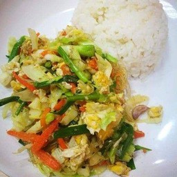 ผัดวุ้นเส้นหมูชิ้นใส่ไข่