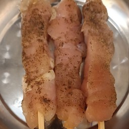 อกไก่พริกไทยดำ (P26)