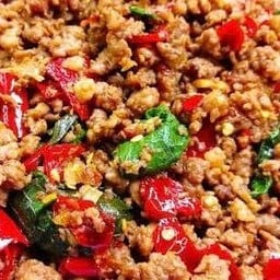 กระเพรา (กับข้าว)