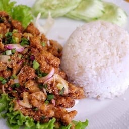 ข้าวมันไก่โกมล