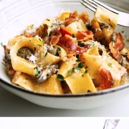 TRUFFLE MUSHROOMS BACON PASTA