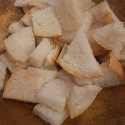 ขนมปัง