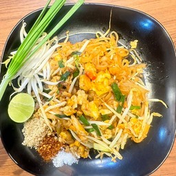 เส้นผัดไท