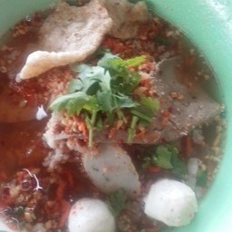 เตี๋ยวหมูต้มยำ