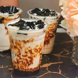 Tt เฉาก๊วยนมสด