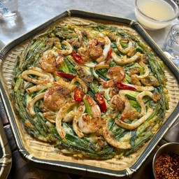 해물파전 Haemulpajeon_Seafood  Green Onion Pancake_B7