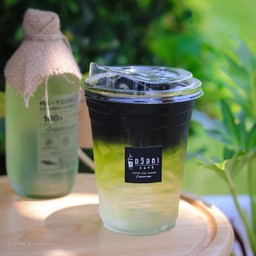 ชาเขียว-น้ำช่อดอกมะพร้าว