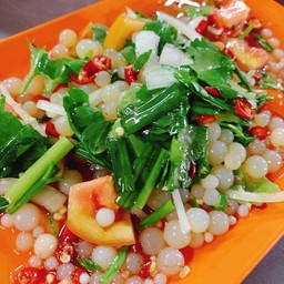 ยำไข่ปลาเรียวเซียว