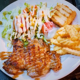 สเต็กหมูไอเฮีย