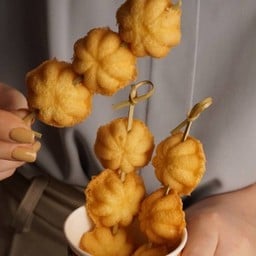 Kanom Kai 2 Sticks