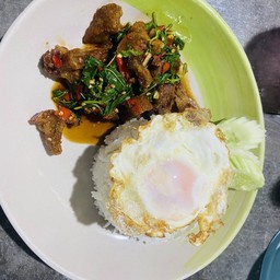 รั้วขาวคาเฟ่ -