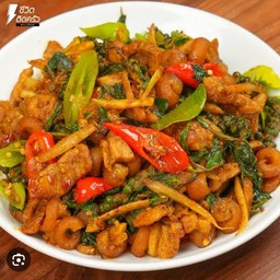 ผัดเผ็ดหมูป่า เด็ดกว่าคำว่าเด็ด มากกกกก