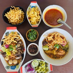 ข้าวซอยตี๋น้อย