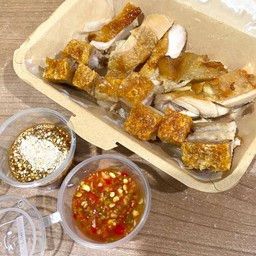 เซตหมูกรอบ+สะโพกไก่อบ