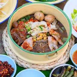 วุ้นเส้นรวมเนื้อ